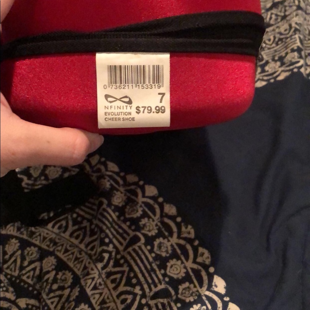Cheer shoes - Picture 3 of 3